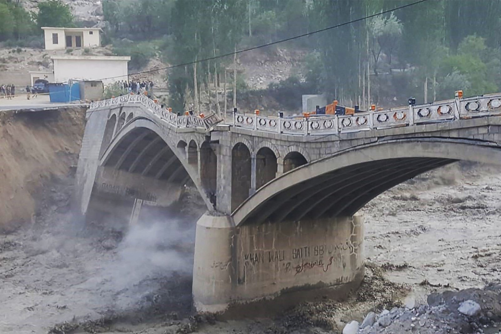 Flash floods destroy homes, bridges and highways in Gilgit-Baltistan’s flood zones